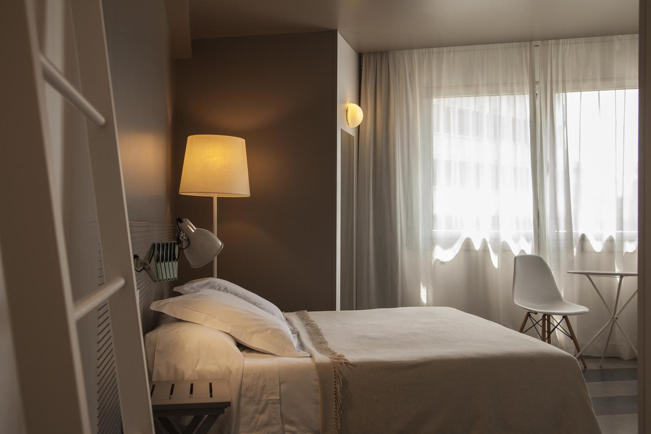Sixties Ramblas Hotel