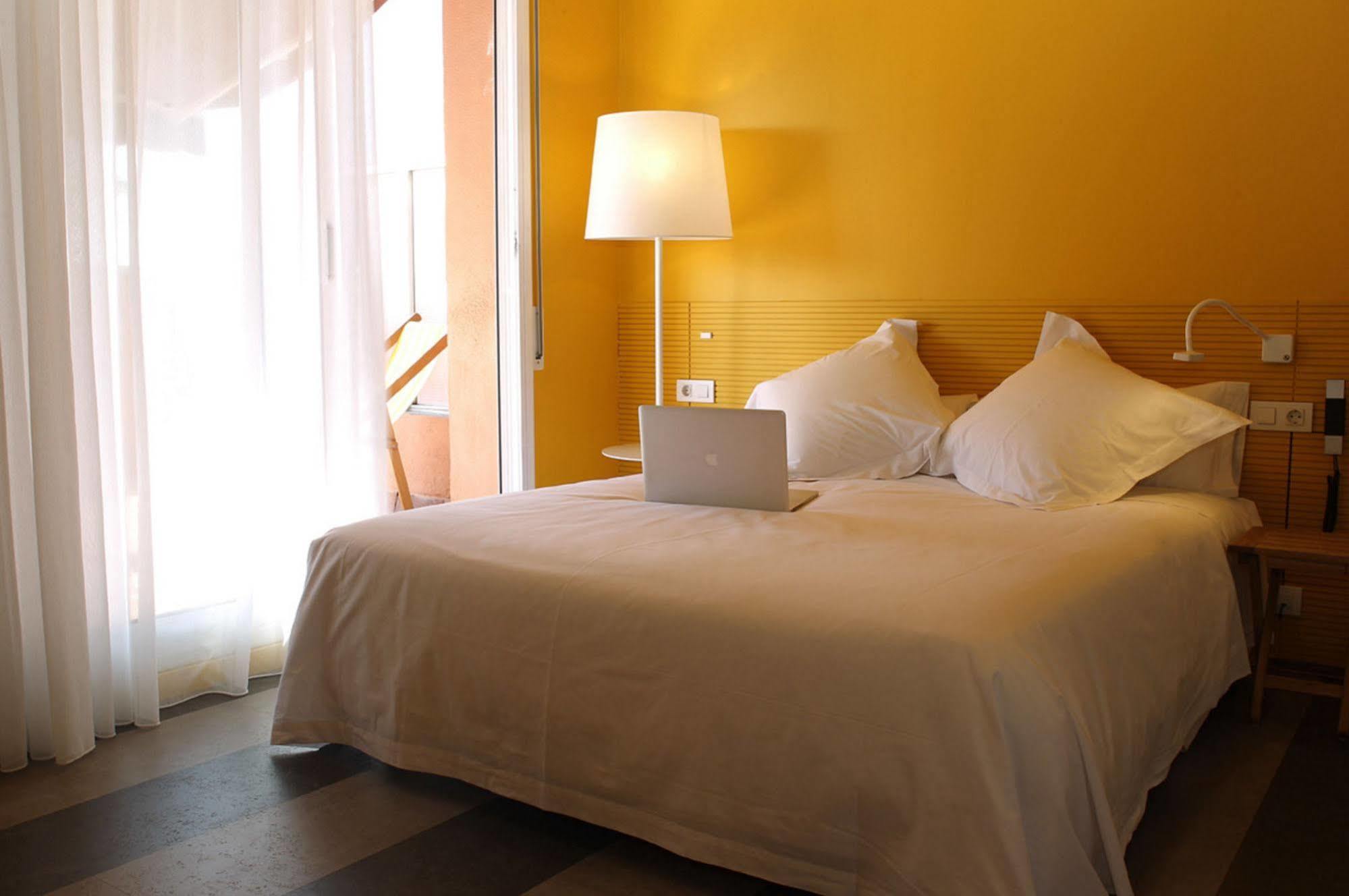 Hotel Sixties Ramblas 3*